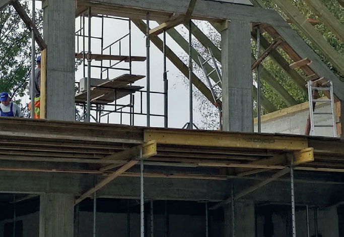 Które etapy dachu kontrolują kierownik budowy i inspektor nadzoru Nasz dekarz