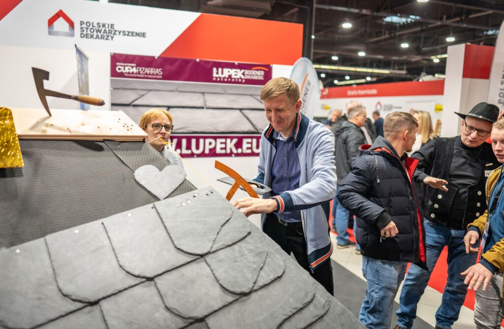 Międzynarodowe Targi Dachów Roof Expo Polskie Stowarzyszenie Dekarzy Nasz Dekarz