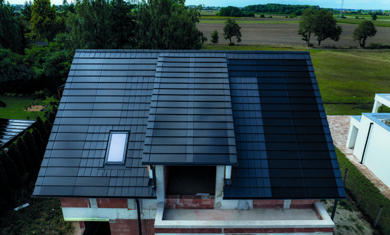 Zintegrowany system fotowoltaiczny Wevolt X-Tile wienerberger