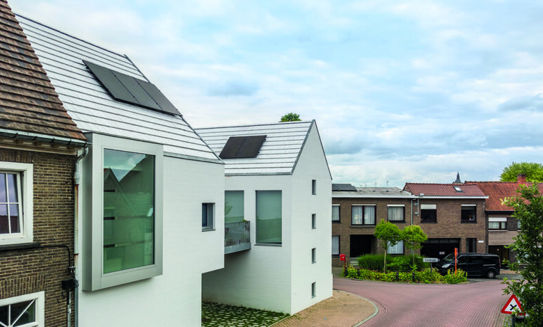 Białe dachówki ceramiczne Actua 10 LT wienerberger