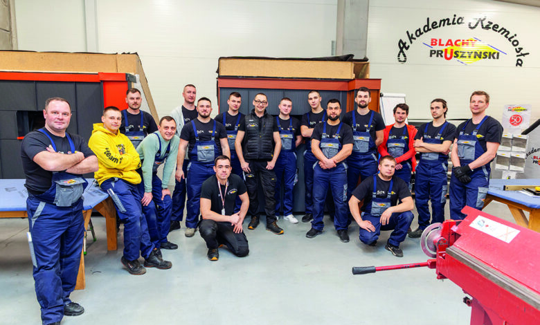 Szkolenia blacharskie Akademia Rzemiosła Blachy Pruszyński Ośrodek Kształcenia Dekarzy PSD w Pruszkowie szkoleniadekarzy.pl